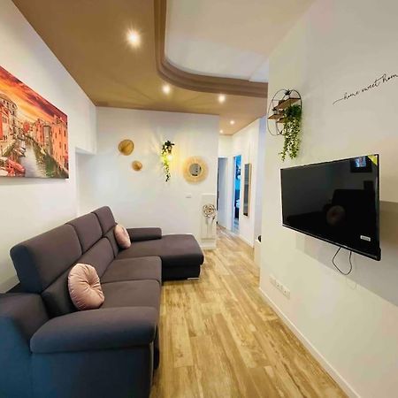 Ca' Donin - Centro Storico Apartment คิออกเจีย ภายนอก รูปภาพ
