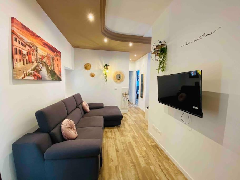 Ca' Donin - Centro Storico Apartment คิออกเจีย ภายนอก รูปภาพ