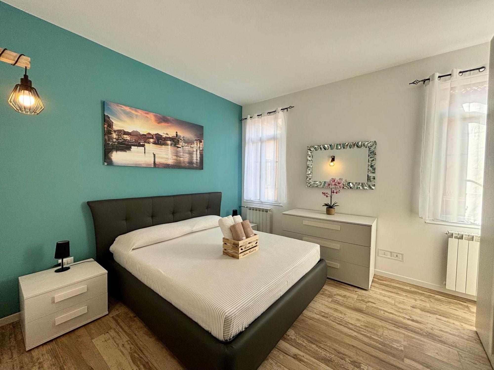 Ca' Donin - Centro Storico Apartment คิออกเจีย ภายนอก รูปภาพ